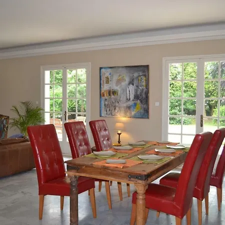 Avenue Chantecler Villa